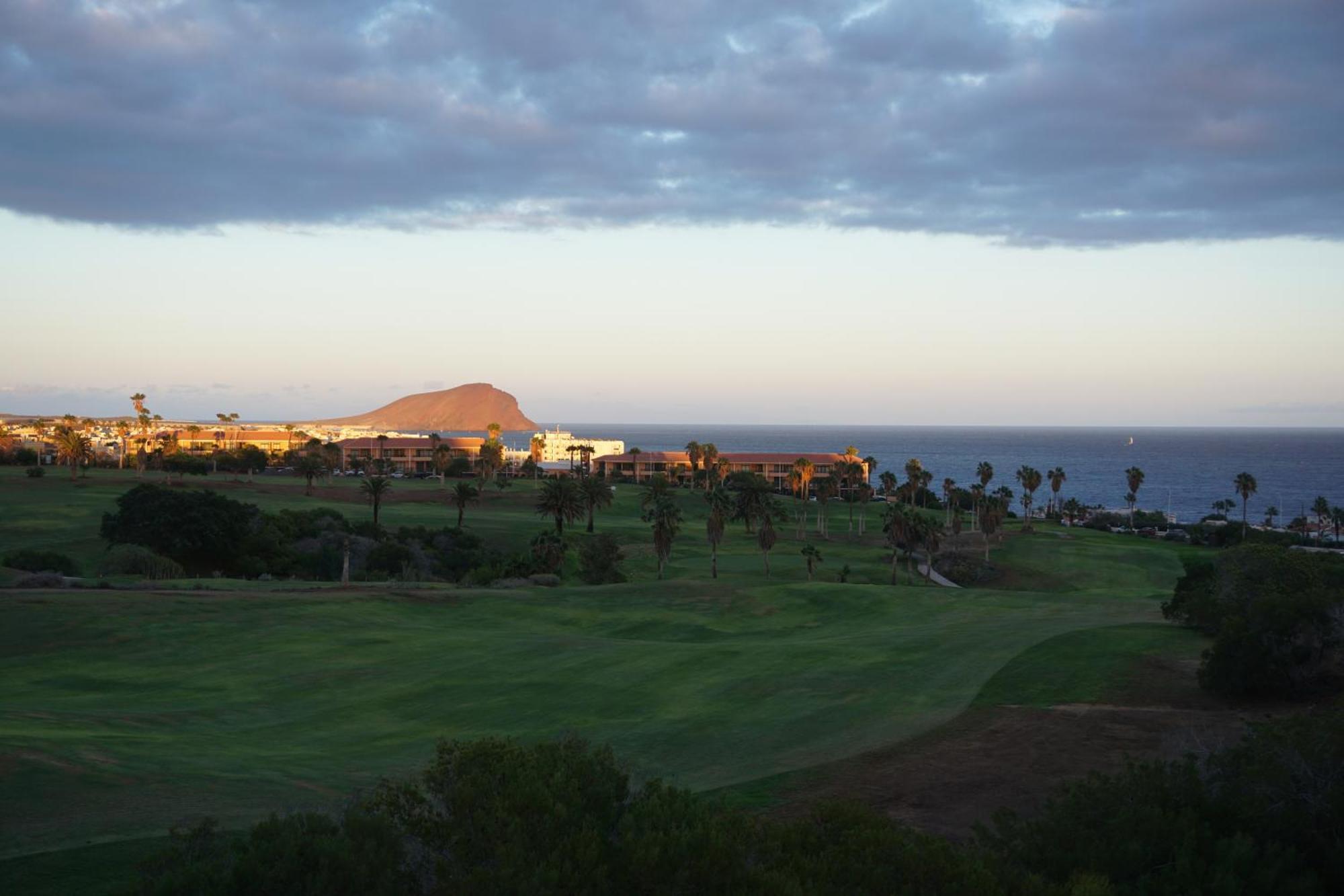 Golf Del Sur Apartment - Magnificent Panorama Of The Ocean, El Teide, And Montana Roja San Miguel de Abona Dış mekan fotoğraf