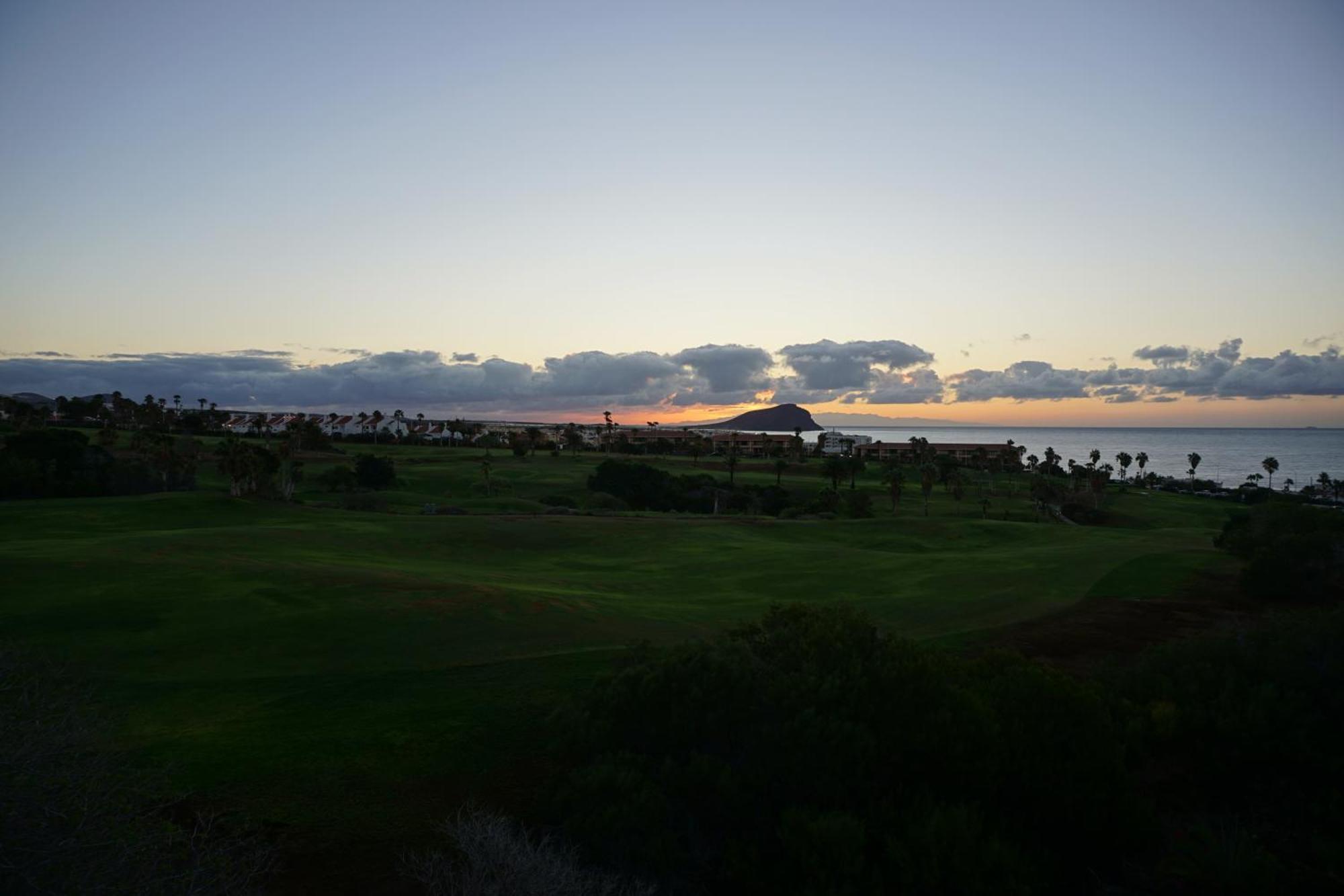 Golf Del Sur Apartment - Magnificent Panorama Of The Ocean, El Teide, And Montana Roja San Miguel de Abona Dış mekan fotoğraf